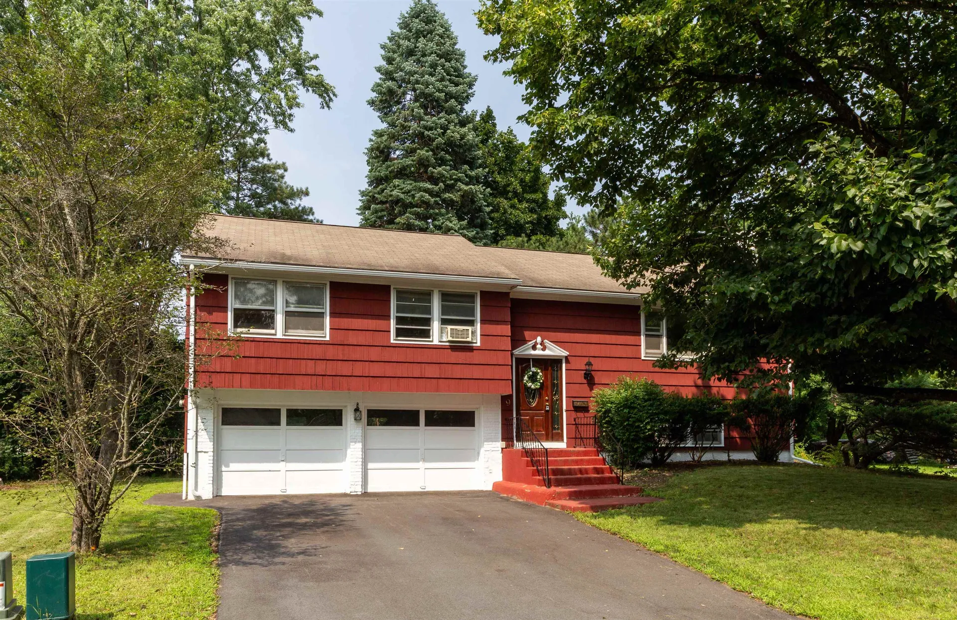 9 Cranwell Avenue South Burlington VT 05403