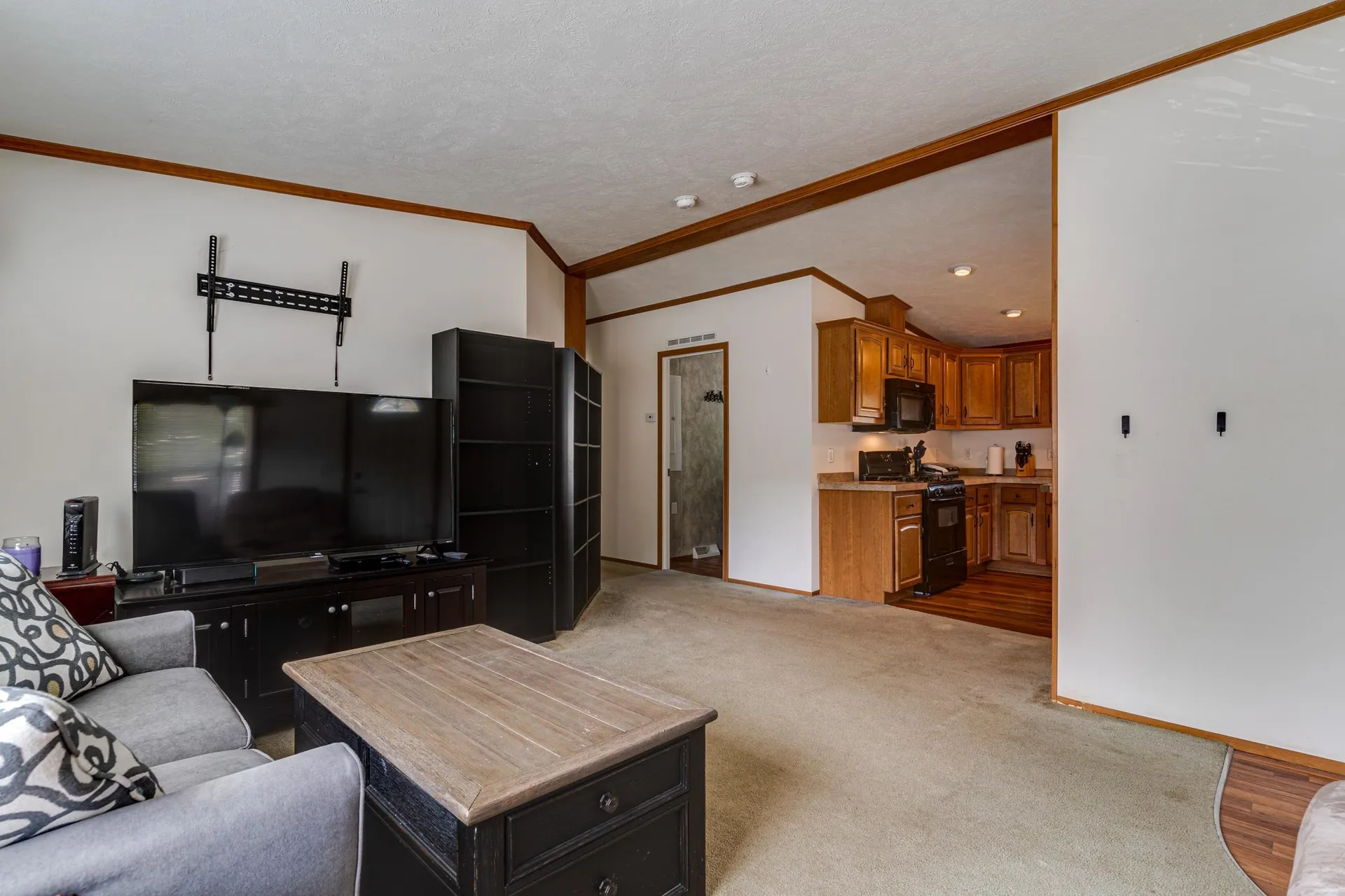 205 Robin Hood Lane Exeter NH 03833