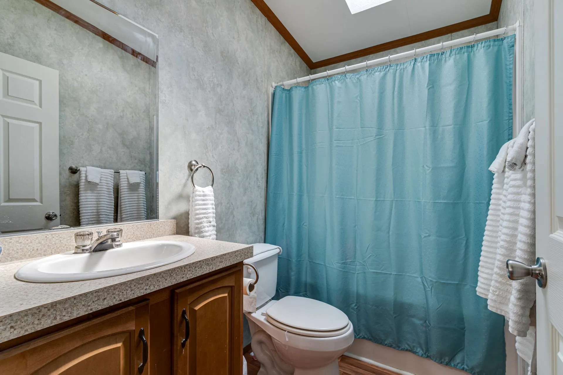 205 Robin Hood Lane Exeter NH 03833