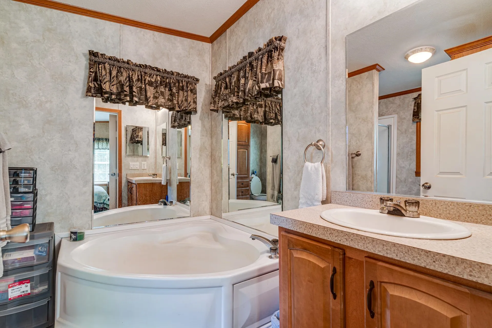 205 Robin Hood Lane Exeter NH 03833