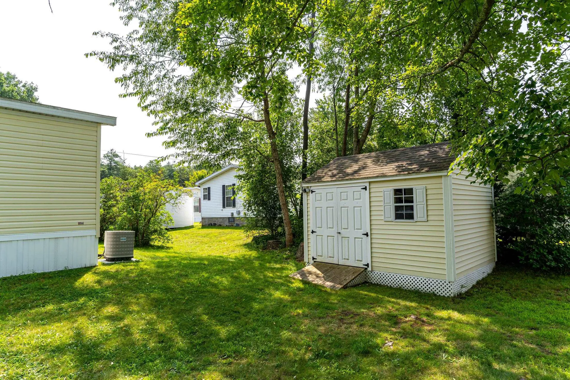 205 Robin Hood Lane Exeter NH 03833