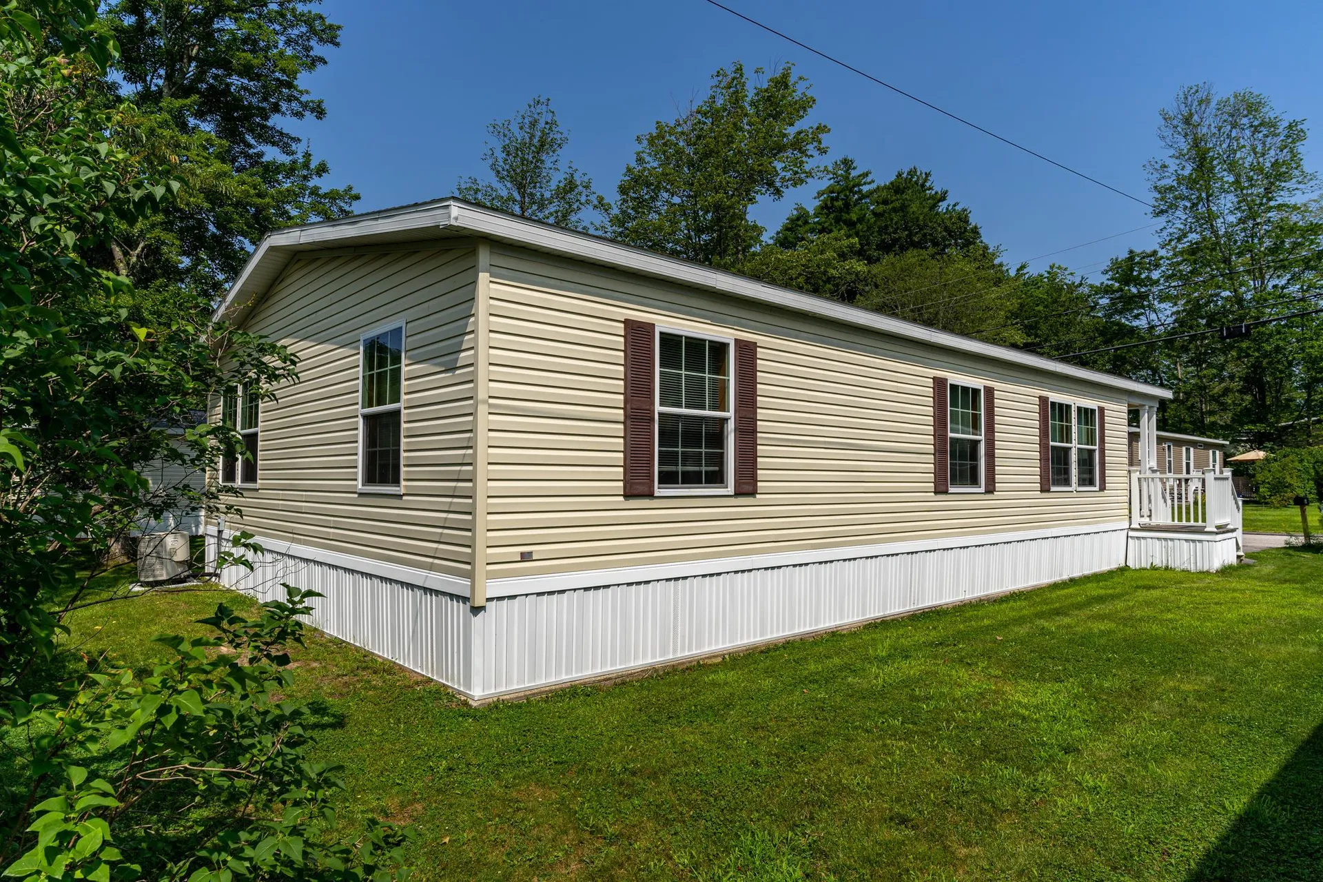 205 Robin Hood Lane Exeter NH 03833