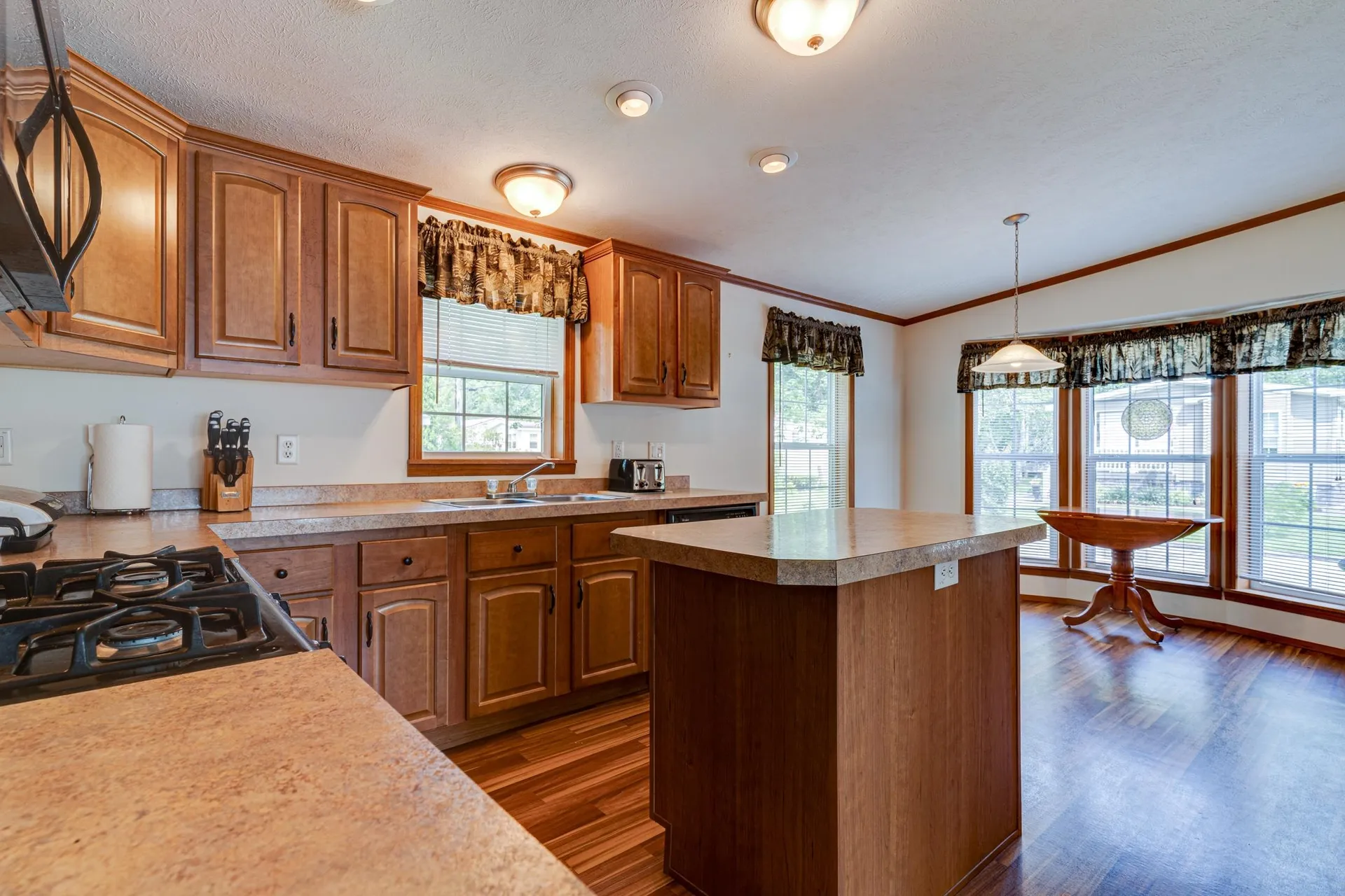 205 Robin Hood Lane Exeter NH 03833