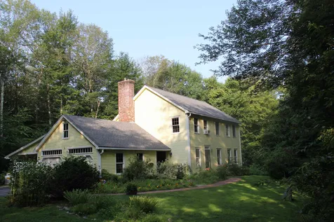 220 Plummer Hill Road Henniker NH 03242