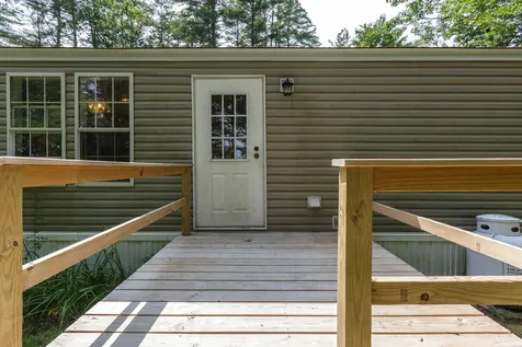 12 Bookholz Way Tamworth NH 03886
