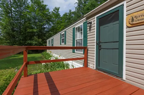 12 Bookholz Way Tamworth NH 03886