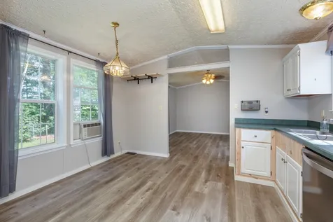 12 Bookholz Way Tamworth NH 03886