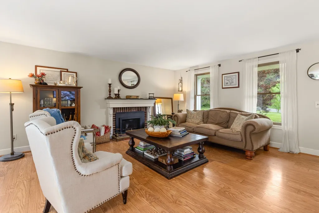 20 Furber Drive Lee NH 03861