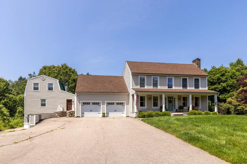 20 Furber Drive Lee NH 03861