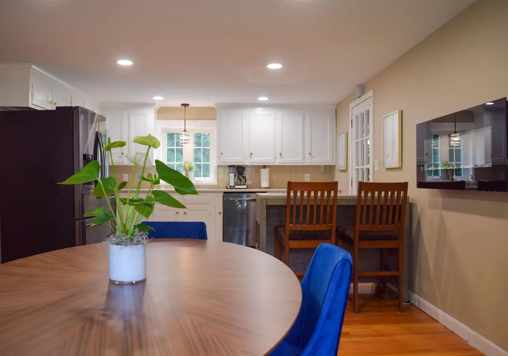 35 Ashwood Avenue Salem NH 03079