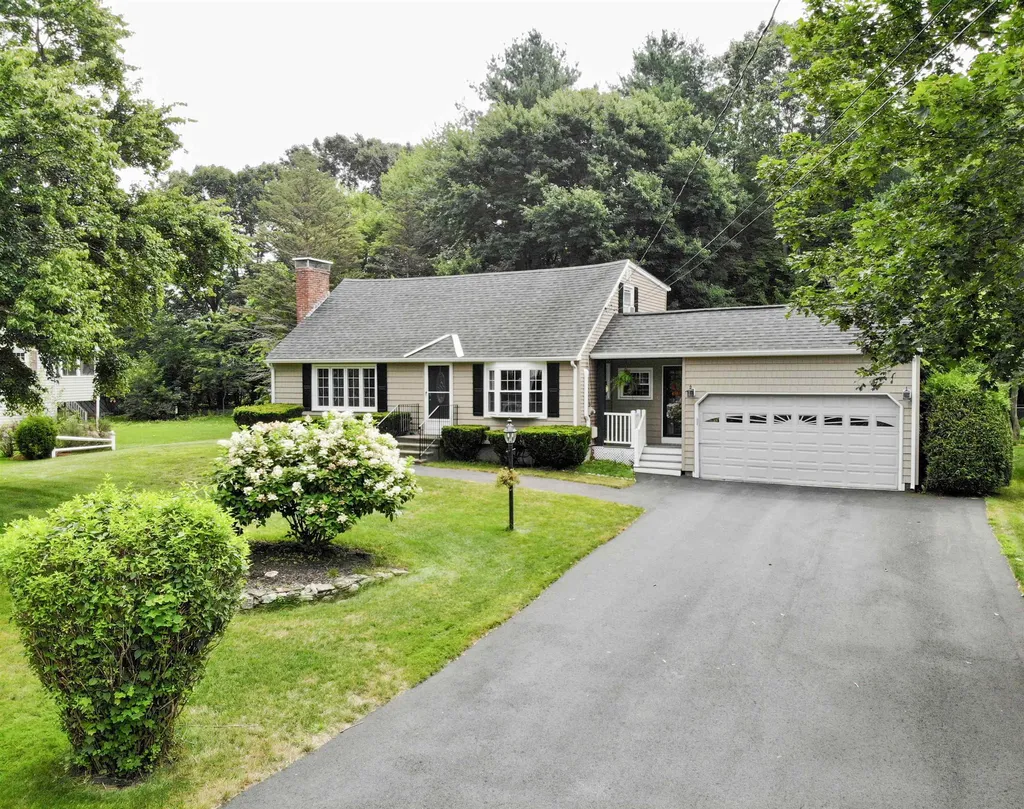 35 Ashwood Avenue Salem NH 03079