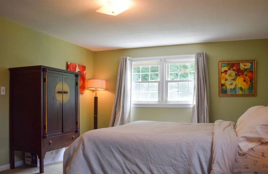 35 Ashwood Avenue Salem NH 03079