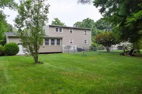 35 Ashwood Avenue Salem NH 03079