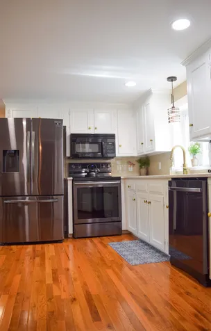 35 Ashwood Avenue Salem NH 03079