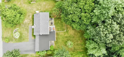35 Ashwood Avenue Salem NH 03079