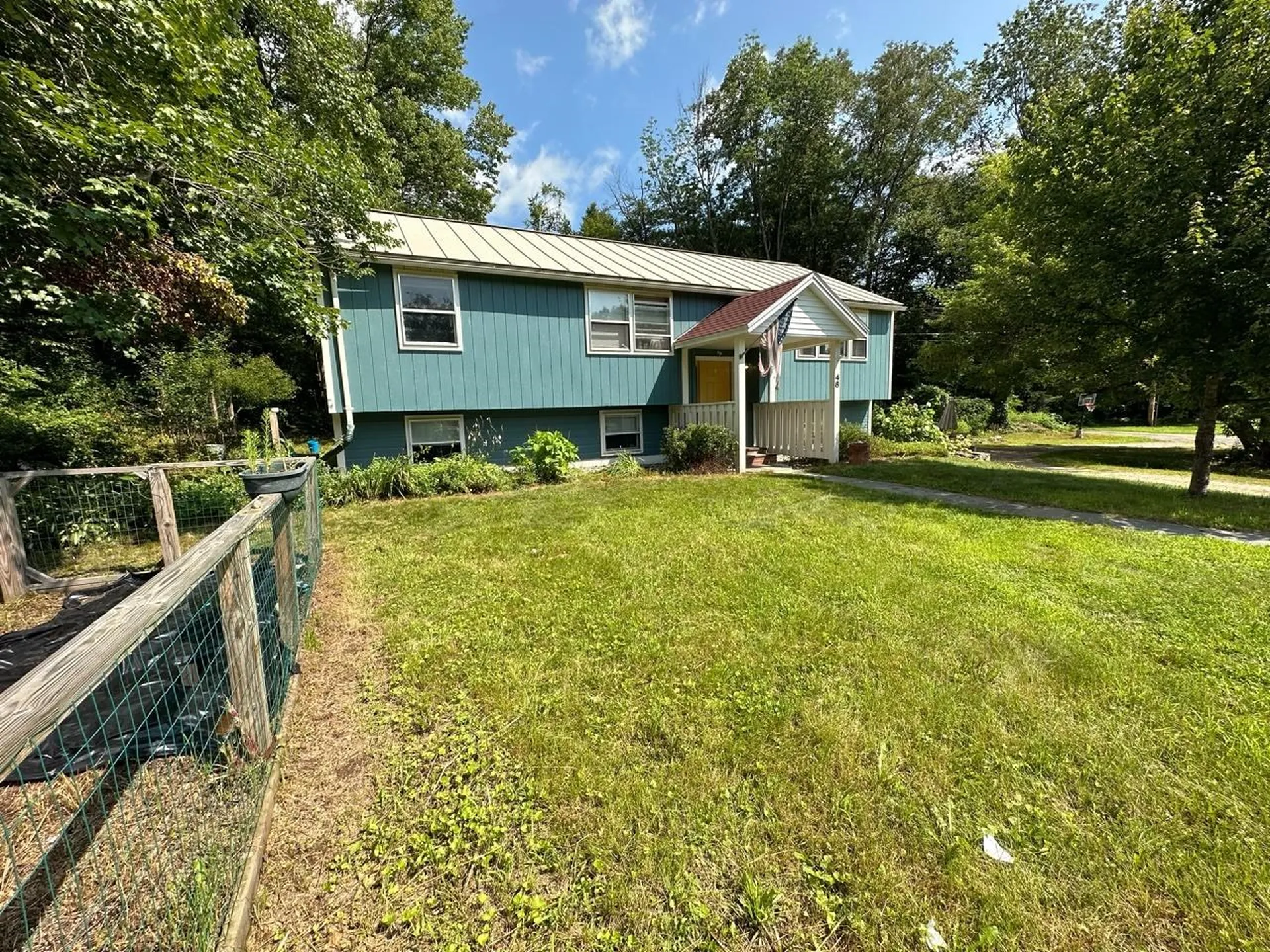 48 Loop Road Newfane VT 05345