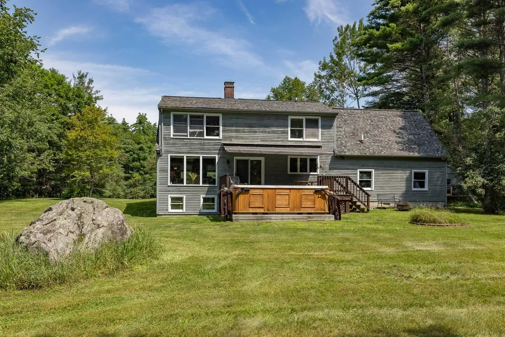 35 Wellington Way Barrington NH 03825