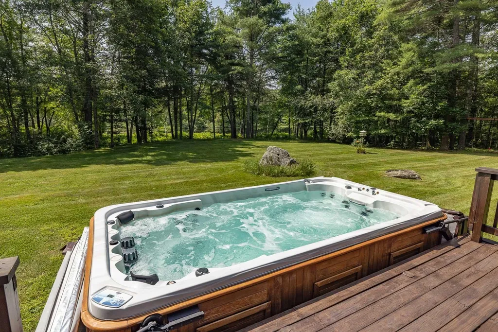 35 Wellington Way Barrington NH 03825