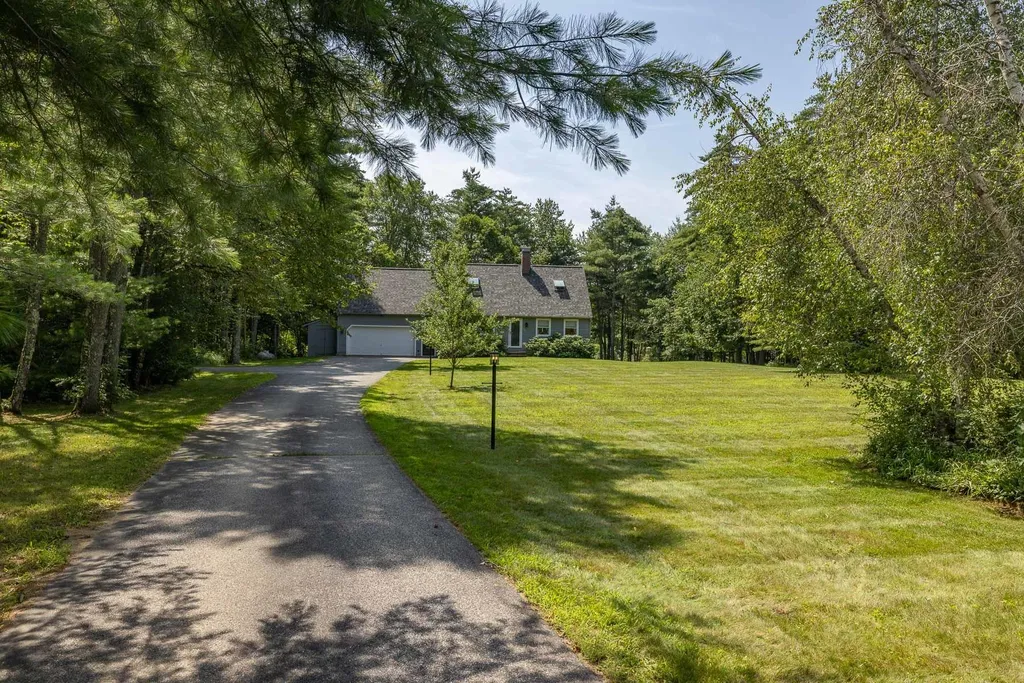 35 Wellington Way Barrington NH 03825
