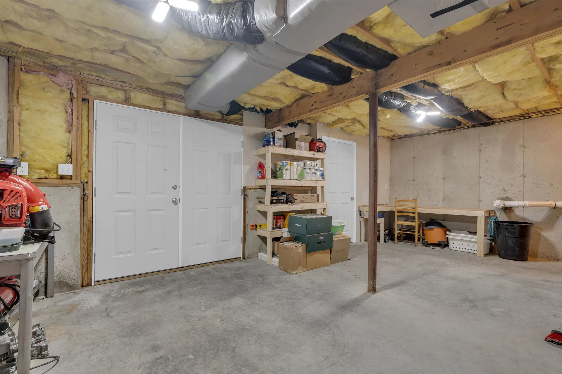 4 Hitching Post Lane Salem NH 03079