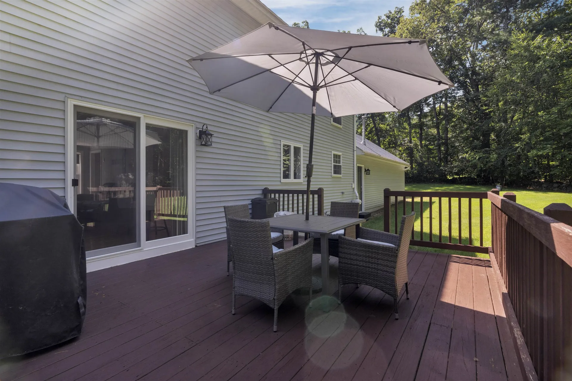 4 Hitching Post Lane Salem NH 03079