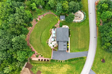 6 Harvest Drive Derry NH 03038