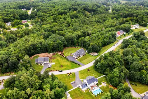 6 Harvest Drive Derry NH 03038