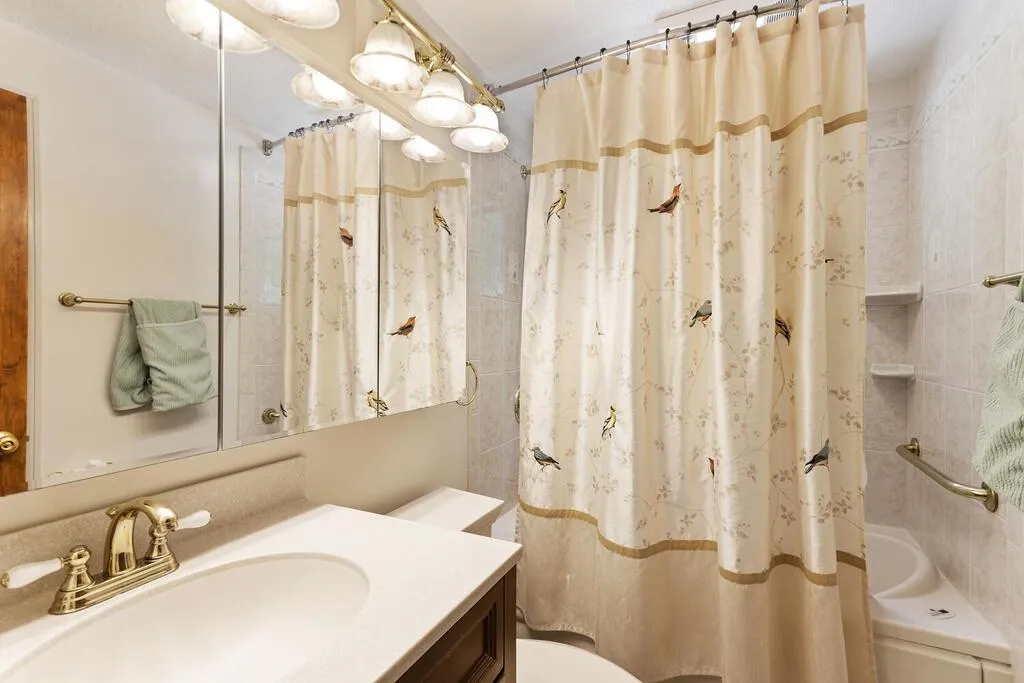 22 Corson Street Rochester NH 03867