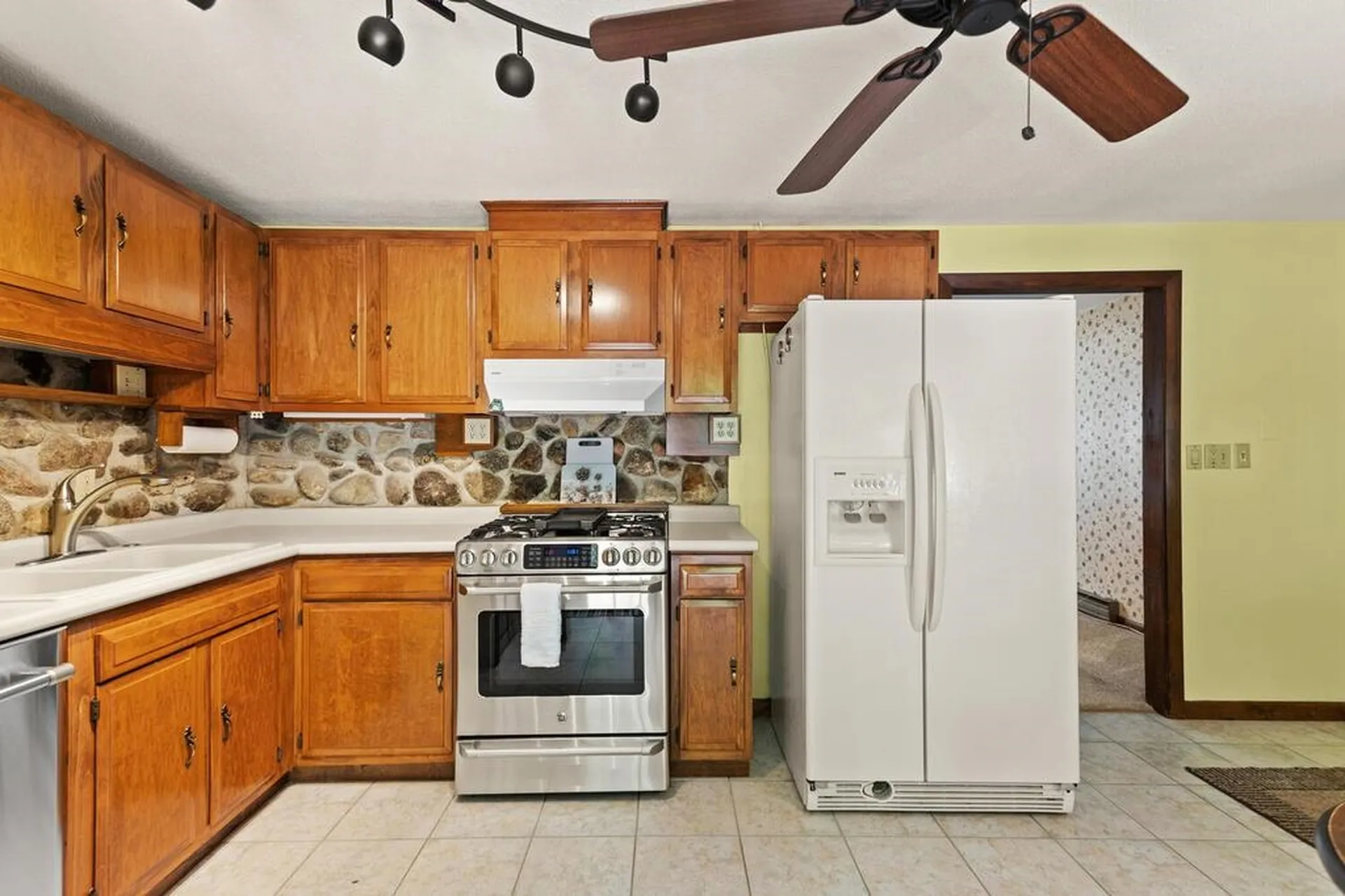 22 Corson Street Rochester NH 03867