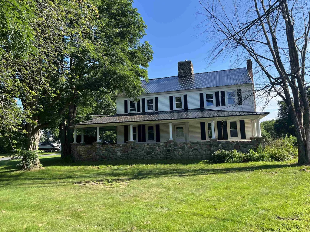 271 Weirs Road Gilford NH 03249