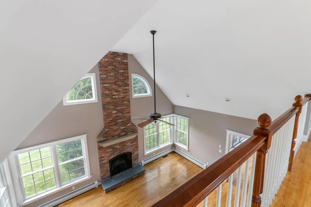 17 Clarke Road Wilmot NH 03287