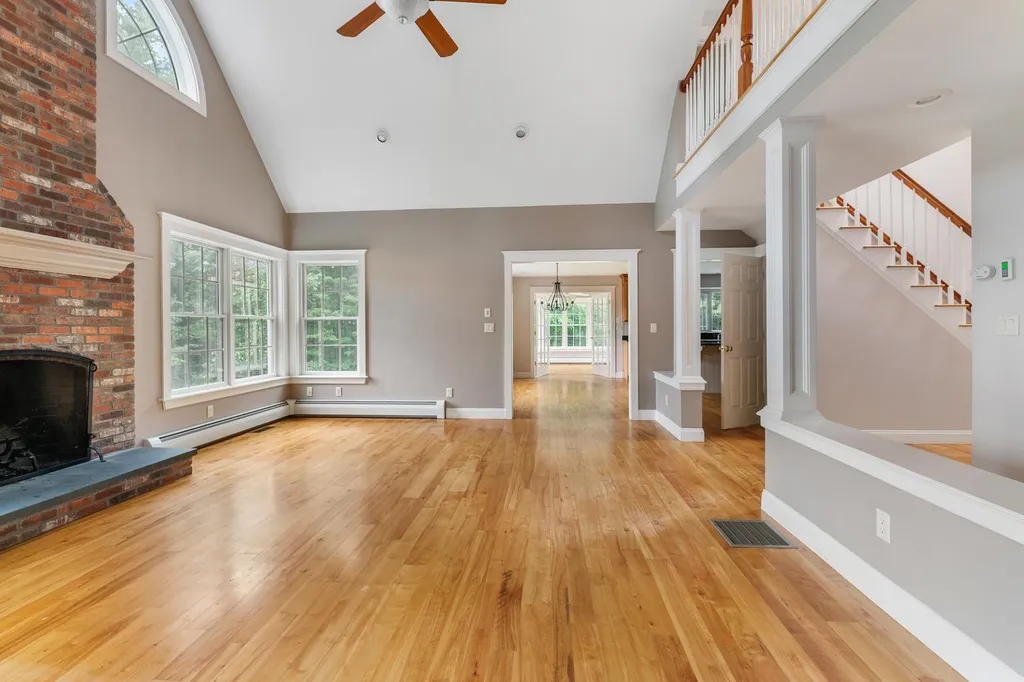 17 Clarke Road Wilmot NH 03287