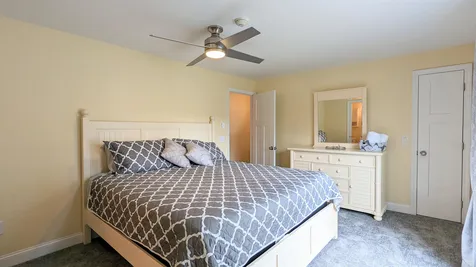 60 Weirs Road Gilford NH 03249