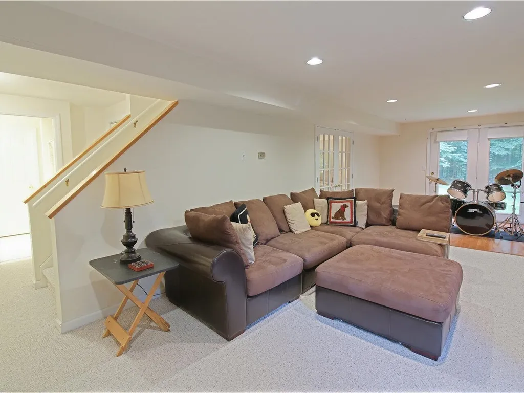 3 Repa Drive Essex VT 05452