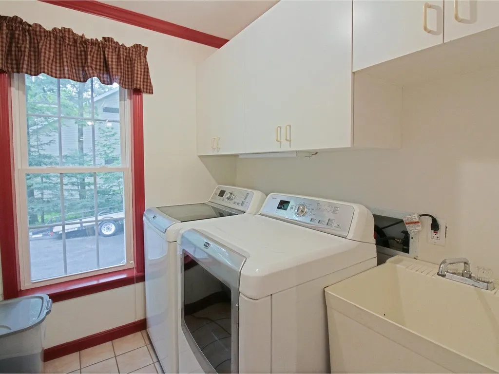 3 Repa Drive Essex VT 05452