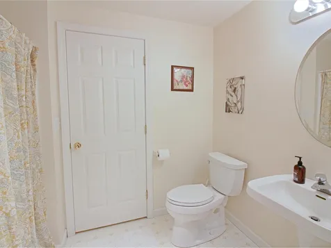 3 Repa Drive Essex VT 05452
