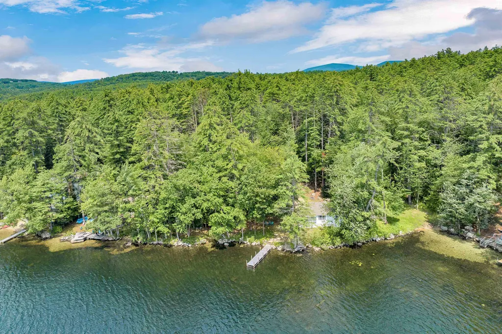 22 Beth Lane Meredith NH 03253