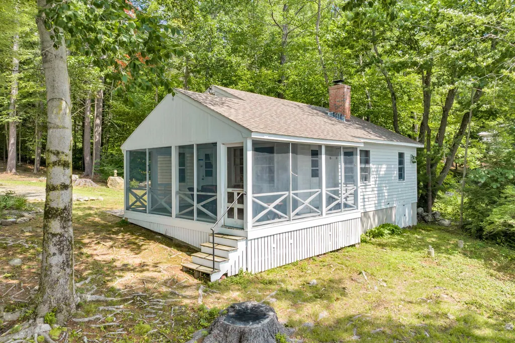 22 Beth Lane Meredith NH 03253