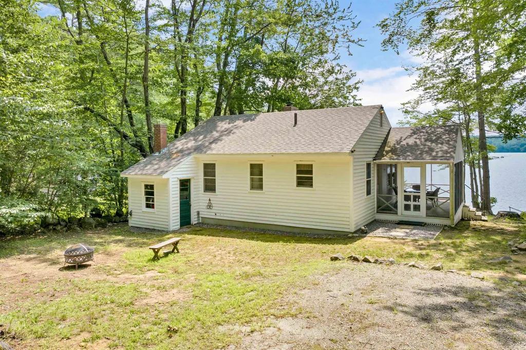 22 Beth Lane Meredith NH 03253