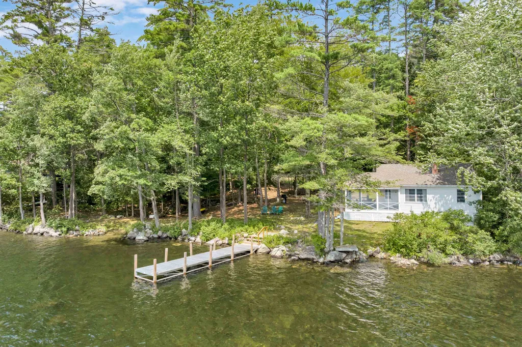 22 Beth Lane Meredith NH 03253