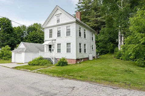 15 Pine Street Kittery ME 03904-1713