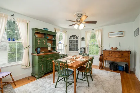 15 Pine Street Kittery ME 03904-1713