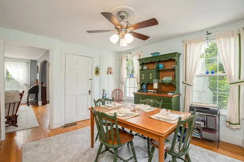 15 Pine Street Kittery ME 03904-1713