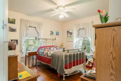15 Pine Street Kittery ME 03904-1713