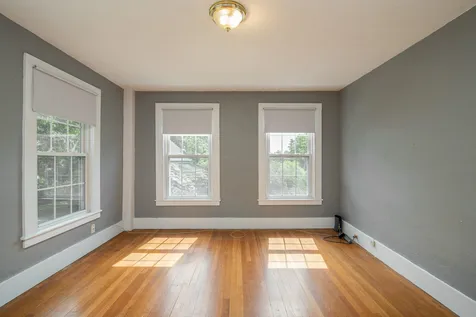 15 Pine Street Kittery ME 03904-1713