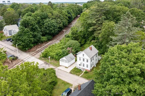 15 Pine Street Kittery ME 03904-1713