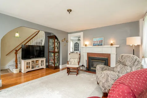15 Pine Street Kittery ME 03904-1713