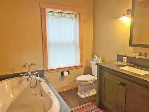 1127 Phen Basin Road Fayston VT 05673