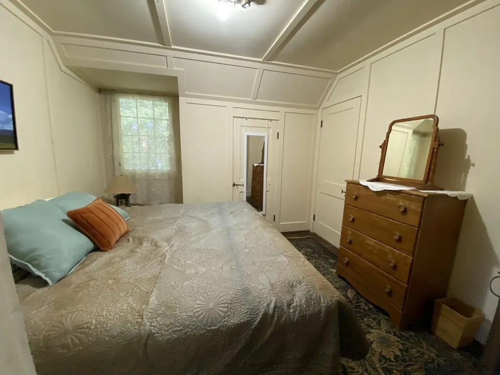 246 Whittemore Point Road Bridgewater NH 03222