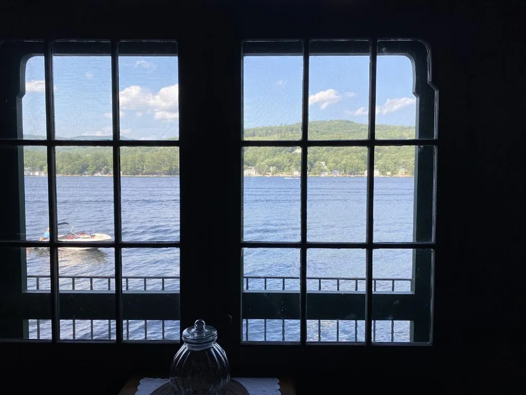 246 Whittemore Point Road Bridgewater NH 03222